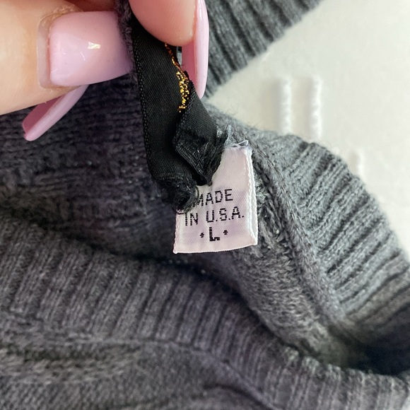 men’s large gray sweater vest - Picture 6 of 8